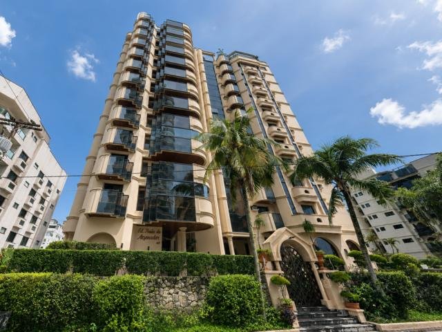 
                        Apartamento, 103,28m², 2 Vagas de Garagem, Edifício Ponta do Arp em Guarujá/SP
