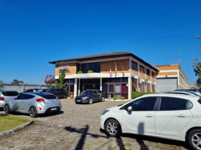BARRACÃO INDUSTRIAL E DE SERVIÇOS em Curitiba/PR - foto 37