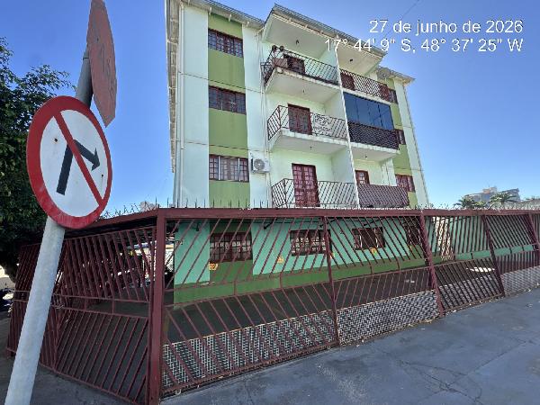 Apartamento, 62.27 de área total, 58.00 de área privativa, 0.00 de área do terreno,  2 qto em Caldas Novas/GO