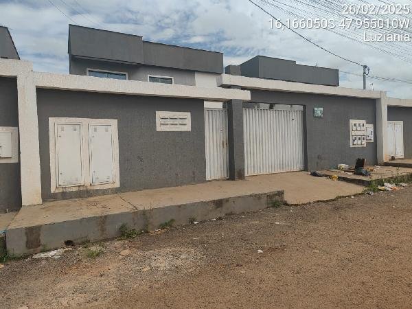 Apartamento, 75.79 de área total, 61.08 de área privativa, 0.00 de área do terreno,  2 qto em Luziânia/GO