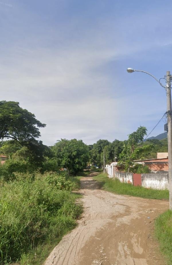 Casa, 51.00 de área total, 45.75 de área privativa, 123.00 de área do terreno,  2 qto(s), em Nova Iguaçu/RJ
