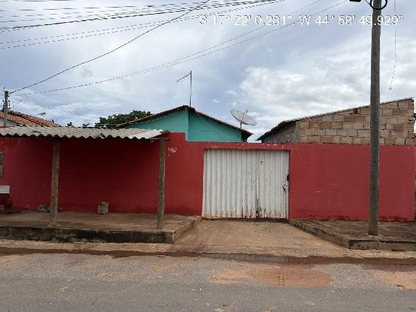 Casa, 55.00 de área total, 55.00 de área privativa, 420.00 de área do terreno,  2 qto(s), em Buritizeiro/MG