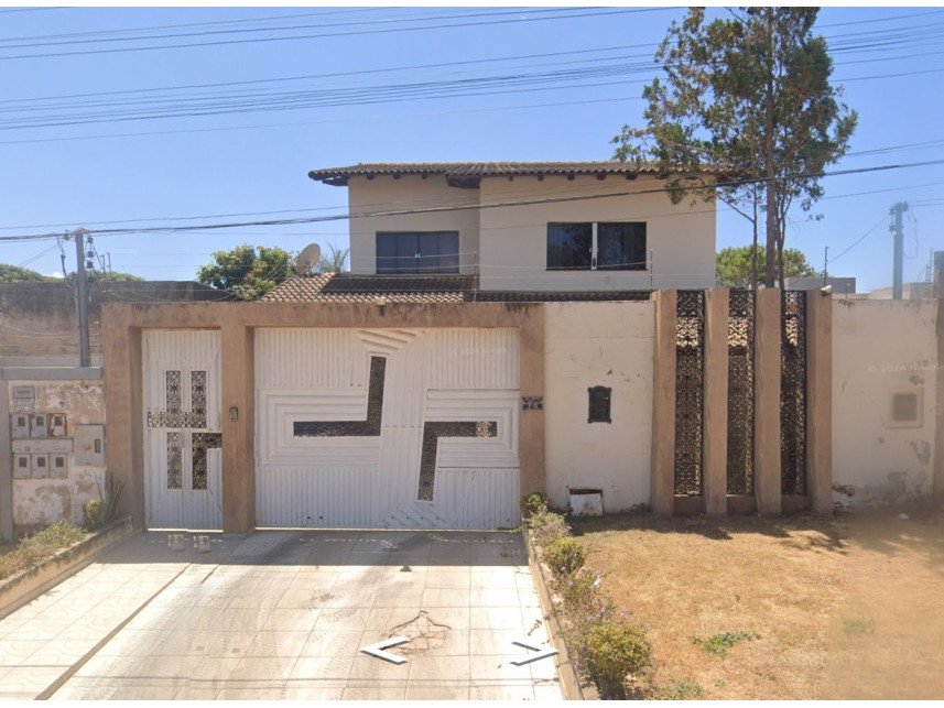 Casa à venda em leilão - Avenida Brasil, 23 - Casa (Lote 14 da Quadra 22) - Setor Leste - em Luziânia/GO