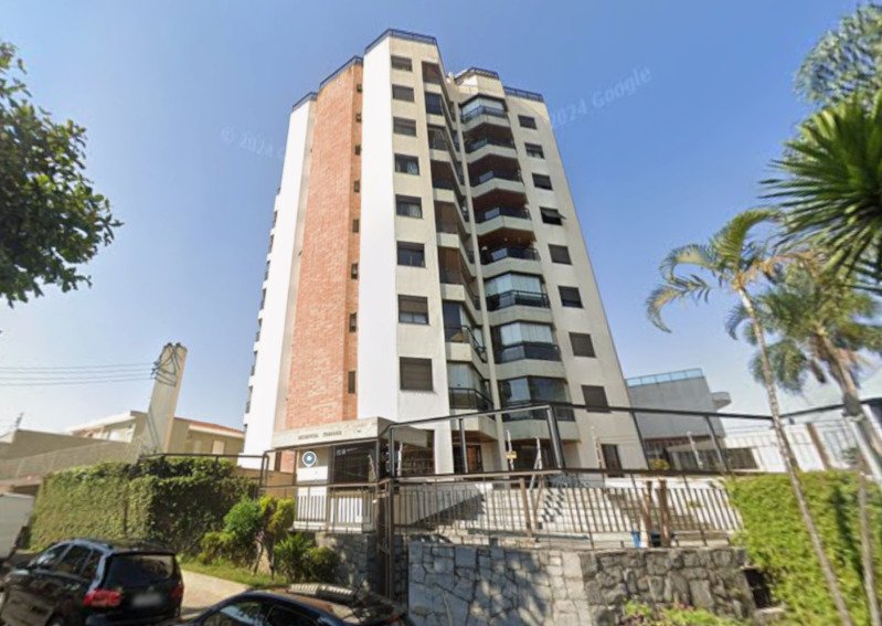 Apartamento Duplex no Ed. Residencial Itamaracá em Santana/SP em São Paulo/SP
