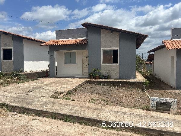 Casa, 62.00 de área total, 62.00 de área privativa, 190.00 de área do terreno,  2 qto(s), em Demerval Lobão/PI