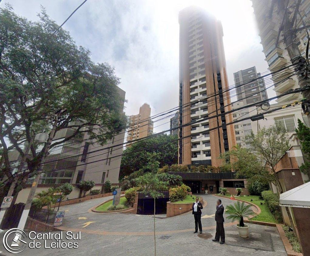 Fração de 50% sobre Apartamento nº 82, no Edifício Higienópolis Classic Flat, em São Paulo em São Paulo/SP - foto 1