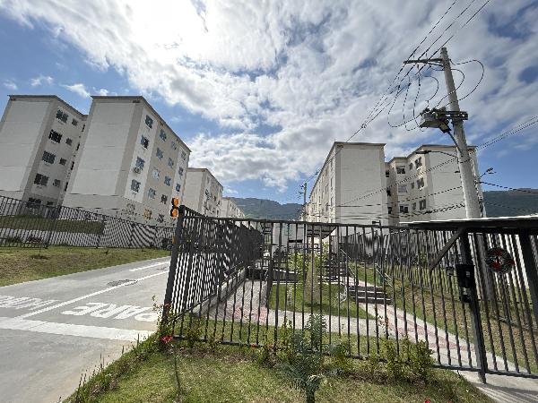 Apartamento, 100.92 de área total, 40.54 de área privativa, 0.00 de área do terreno,  2 qt em Nova Iguaçu/RJ