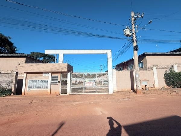 Apartamento, 48.07 de área total, 44.23 de área privativa, 0.00 de área do terreno,  2 qto em Luziânia/GO