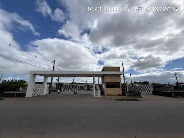 Casa, 50.66 de área total, 50.66 de área privativa, 127.50 de área do terreno,  2 qto(s), em Arapiraca/AL