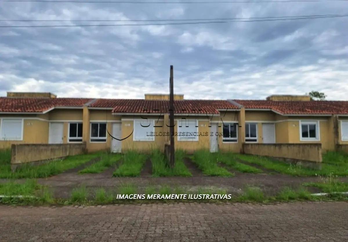 CASA Nº 421 (A e B) em Esteio/RS