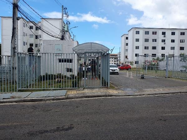 Apartamento, 86.63 de área total, 40.53 de área privativa, 0.00 de área do terreno,  2 qto em Camaçari/BA