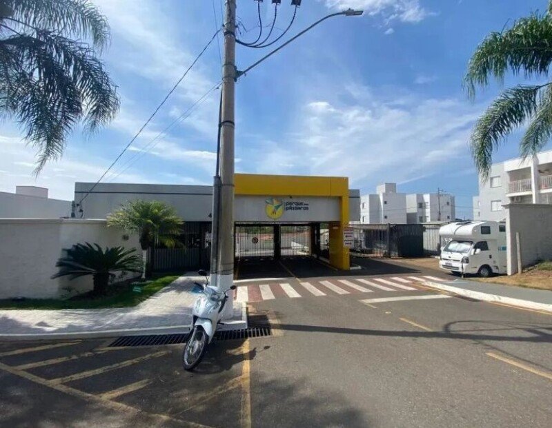 UMA VAGA DE GARAGEM NO RESIDENCIAL PARQUE DOS PÁSSAROS EM ARAXÁ/MG em Araxá/MG - foto 3