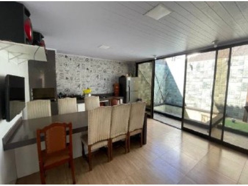Casa à venda em leilão - QS 06, s/n - Conjunto 05, Lote 27 - Riacho Fundo II - Brasília / em Brasília/DF - foto 3