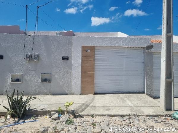 Casa, 75.00 de área total, 75.00 de área privativa, 126.30 de área do terreno,  2 qto(s), em Horizonte/CE - foto 1