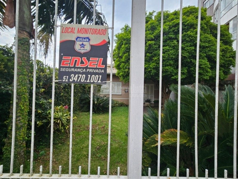 UM TERRENO URBANO,  situado no loteamento denominado VI.. em Cachoeirinha/RS - foto 4