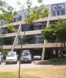 Sala Comercial na Av. das Américas, nº 2300, Condomínio Blue Sky, na Barra da Tijuca/RJ, c em Na barra da tijuca/RJ