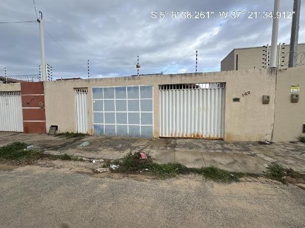 Casa, 68.74 de área total, 68.74 de área privativa, 200.00 de área do terreno,  2 qto(s), em Mossoró/RN
