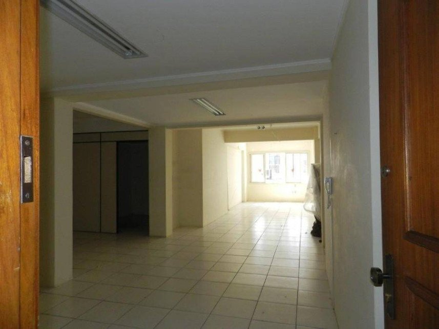 Sala Comercial à venda em leilão - Avenida Alberto Bins, 807 - Sala Comercial - Independen em Porto Alegre/RS - foto 3