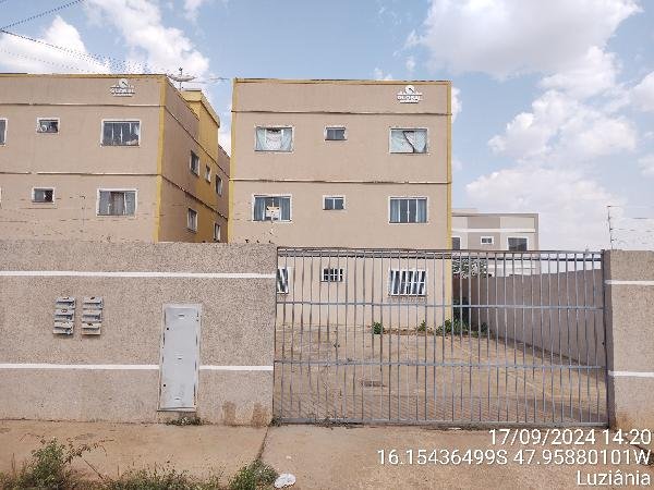 Apartamento, 0.00 de área total, 53.55 de área privativa, 0.00 de área do terreno,  2 qto( em Luziânia/GO