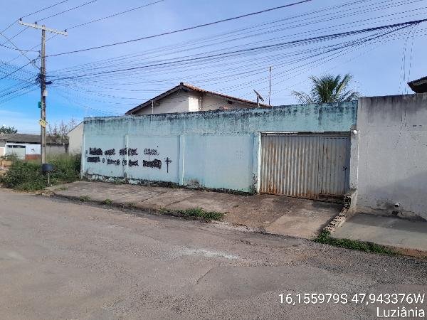 Casa, 63.13 de área total, 63.13 de área privativa, 173.75 de área do terreno,  2 qto(s), em Luziânia/GO