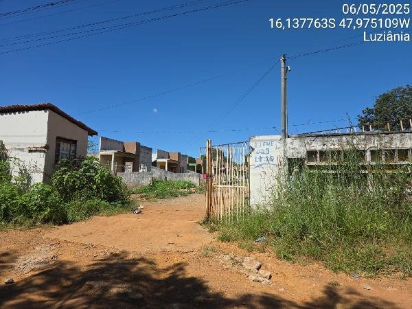 Casa, 107.44 de área total, 60.32 de área privativa, 161.33 de área do terreno,  2 qto(s), em Luziânia/GO