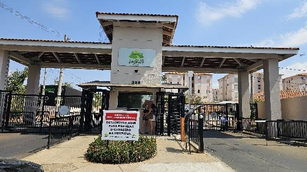 Apartamento, 124.74 de área total, 43.50 de área privativa, 0.00 de área do terreno,  2 qt em Jaguariúna/SP