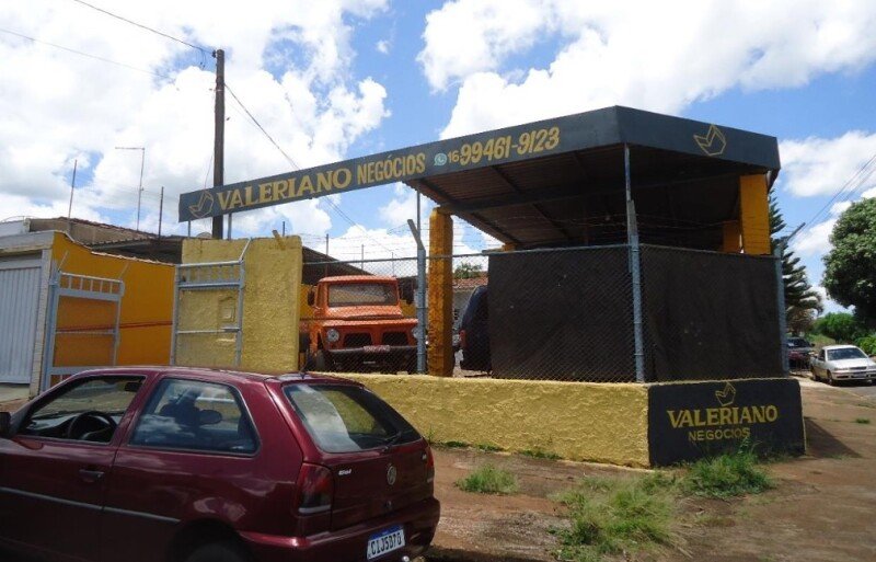 50% de IMÓVEL COMERCIAL localizado à Rua José Pedro Fel.. em Brodowski/SP