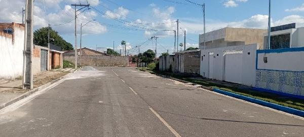 Casa, 0.00 de área total, 41.50 de área privativa, 160.00 de área do terreno,  2 qto(s), a em Campos dos Goytacazes/RJ