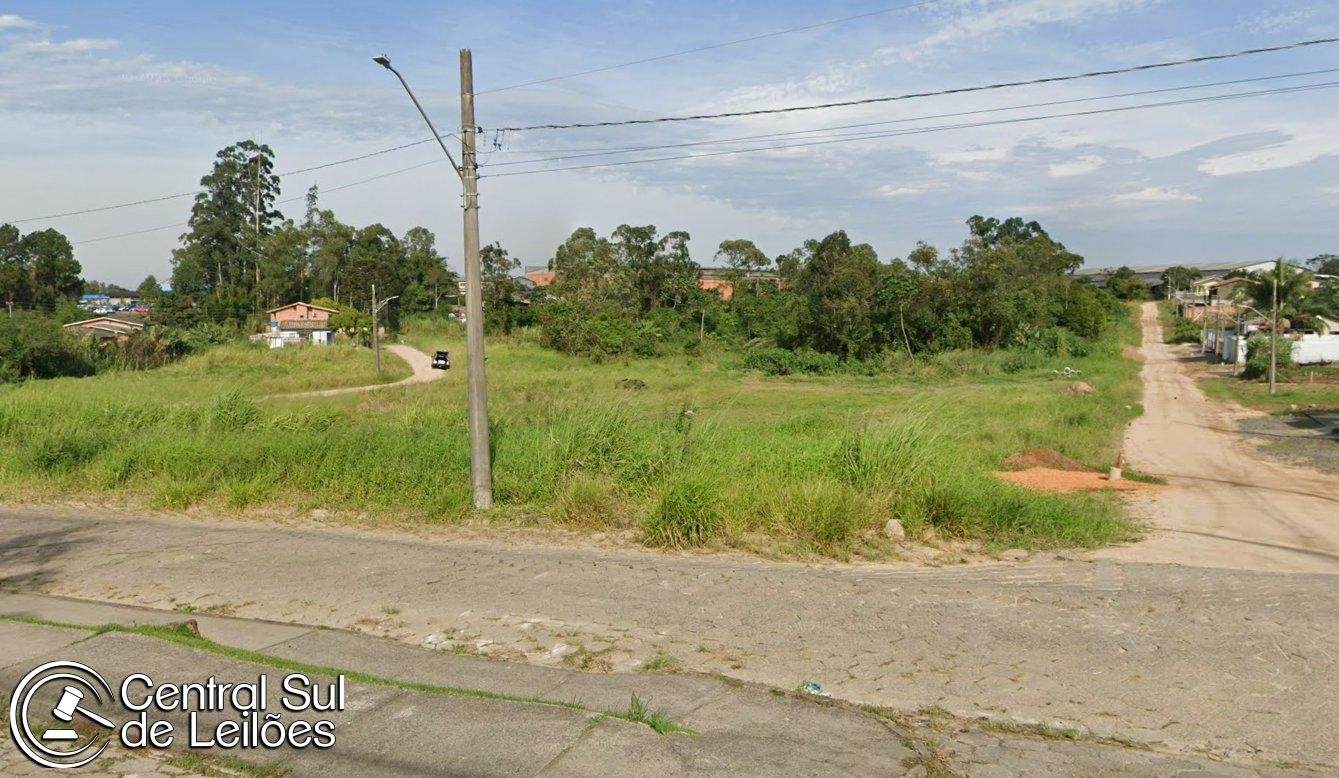 Terreno de esquina, com área de 1.727,55m², bairro Primeiro de Maio, no Município de Içara em Içara/SC - foto 2