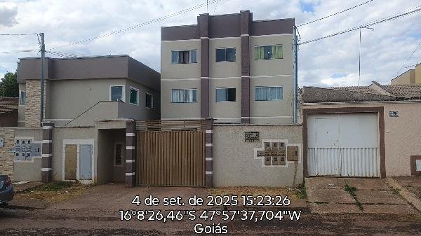 Apartamento, 91.79 de área total, 64.70 de área privativa, 0.00 de área do terreno,  2 qto em Luziânia/GO