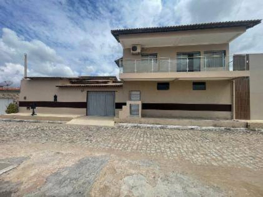 Casa à venda em leilão - Rua Maria Da Conceição De Melo Cunha, 32 - Centro - Ipanguaçu / R em Ipanguaçu/RN
