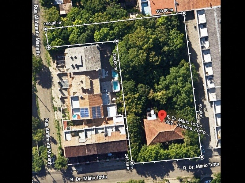 EXCELENTE TERRENO PARA INCORPORAÇÃO COM 2.108m2 NO BAIRRO TRISTEZA em Porto Alegre/RS