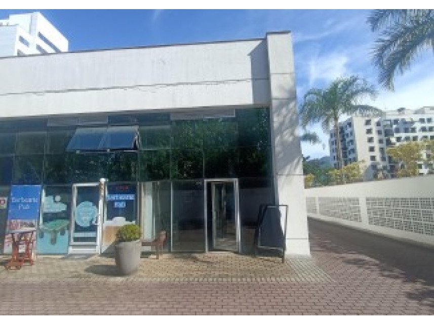 Loja à venda em leilão - Avenida Embaixador Abelardo Bueno, 3300 - Loja n° 114 - Condomíni em Rio de Janeiro/RJ - foto 2