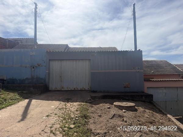 Casa, 67.42 de área total, 67.42 de área privativa, 192.60 de área do terreno,  2 qto(s), em Santo Antônio do Descoberto/GO