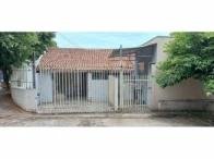 Casa c/ 231,80m² - Terreno c/ 274,97m² - Umuarama/PR em Umuarama/PR