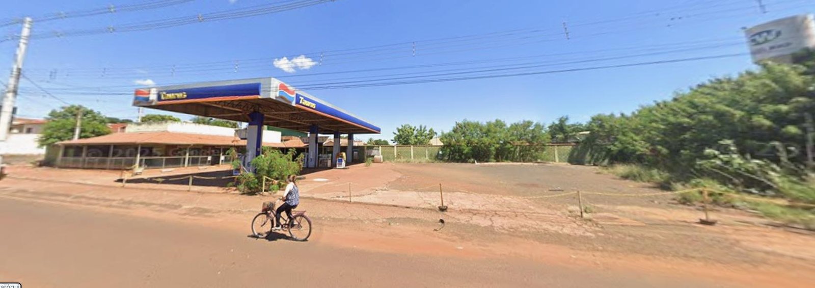 POSTO DE COMBUSTÍVEIS - 50% DE ÁREA URBANA DE 1.320 m² NO CENTRO DE MIGUELÓPOLIS/SP em Miguelópolis/SP - foto 2
