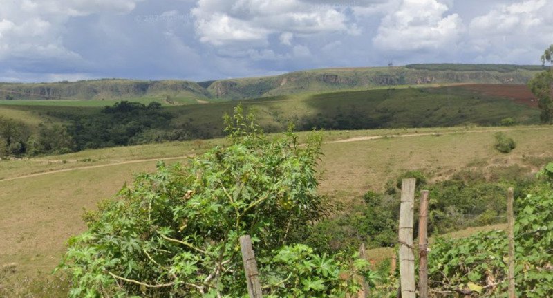 FAZENDA CAMPO ALEGRE COM 131,55,05 HECTARES EM TAPIRA/MG em Tapira/MG - foto 2