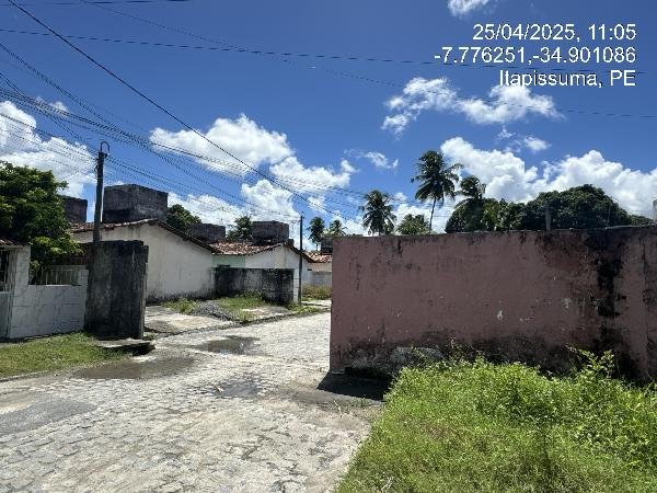 Casa, 56.22 de área total, 56.22 de área privativa, 56.22 de área do terreno,  2 qto(s), a em Itapissuma/PE