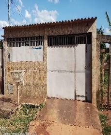 Casa, 0.00 de área total, 55.77 de área privativa, 180.00 de área do terreno,  2 qto(s), a em Luziânia/GO