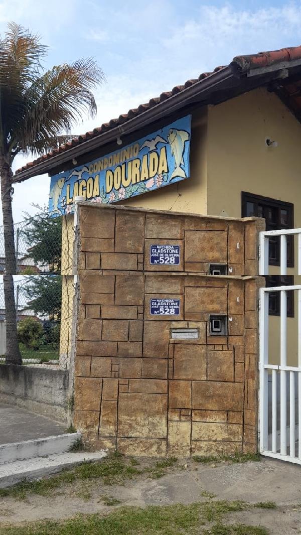 Casa, 56.66 de área total, 56.66 de área privativa, 230.73 de área do terreno,  2 qto(s), em Araruama/RJ