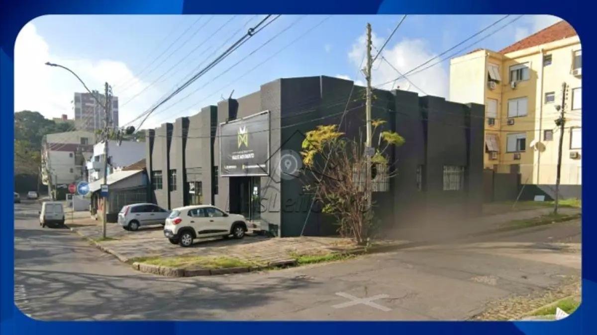 PRÉDIO COMERCIAL - Complexo imobiliário composto por duas unidades adjacentes situadas na em Porto Alegre/RS