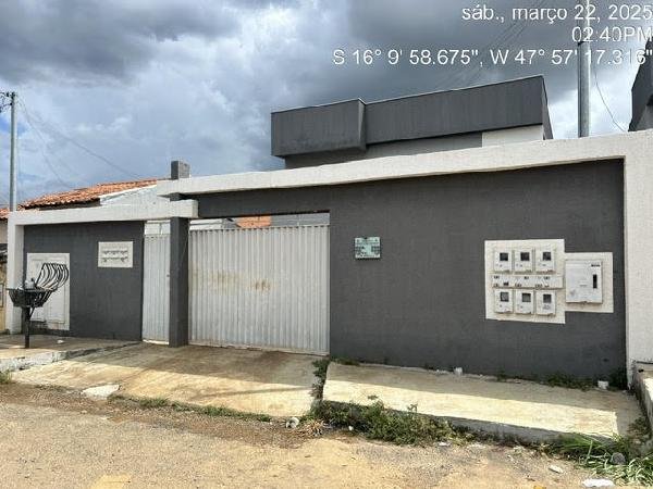 Apartamento, 71.35 de área total, 56.90 de área privativa, 0.00 de área do terreno,  2 qto em Luziânia/GO