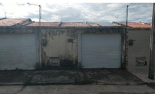 Casa, 0.00 de área total, 81.60 de área privativa, 150.00 de área do terreno. em Itaitinga/CE