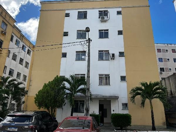 Apartamento, 0.00 de área total, 54.68 de área privativa, 0.00 de área do terreno,  2 qto( em Lauro de Freitas/BA