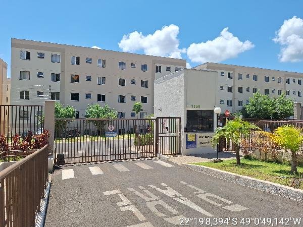 Apartamento, 84.10 de área total, 39.30 de área privativa, 0.00 de área do terreno,  2 qto em Bauru/SP