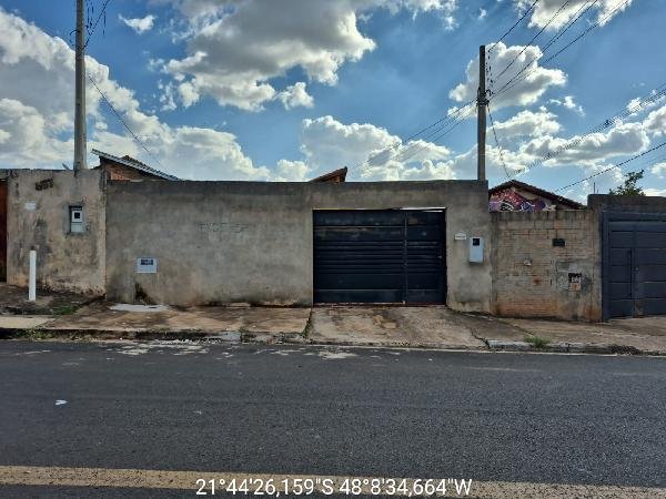 Casa, 41.10 de área total, 41.10 de área privativa, 200.00 de área do terreno,  2 qto(s), em Araraquara/SP