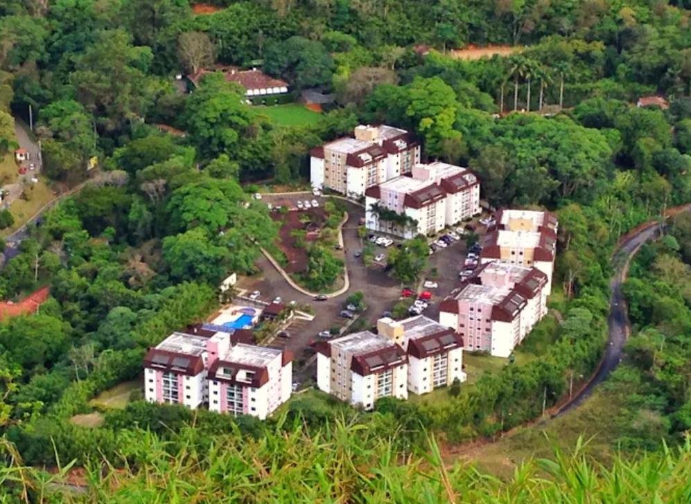 Apartamento - 144,68m² de área privativa, com vaga de garagem - PETROPOLIS/RJ em Petrópolis/RJ - foto 5