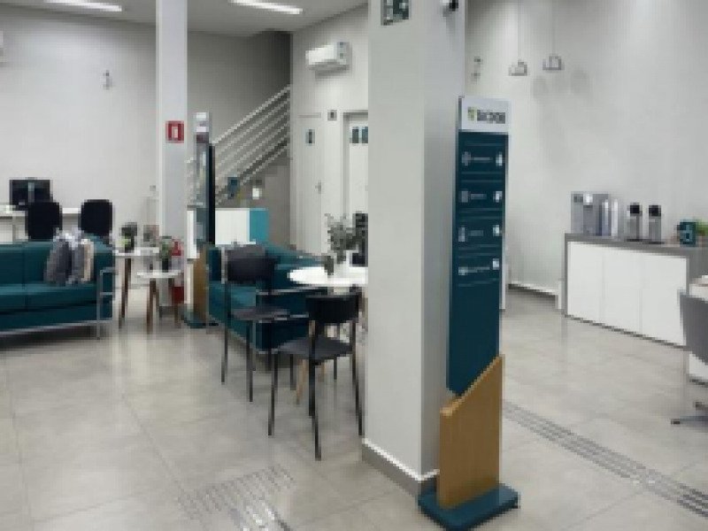 Prédio, Comercial, Centro em Pratápolis/MG - foto 11