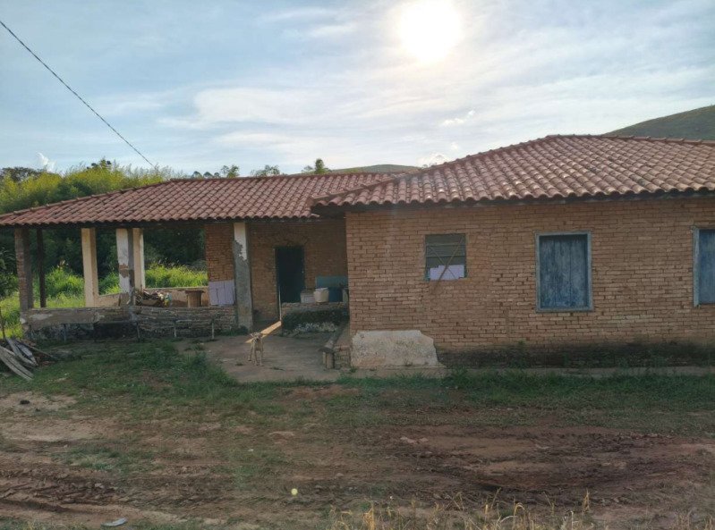 FAZENDA HAVAÍ COM ÁREA DE 33,7590 HA, COM GALPÃO E ESCR.. em Cristiano Otoni/MG - foto 14