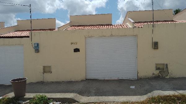 Casa, 0.00 de área total, 60.70 de área privativa, 231.00 de área do terreno,  2 qto(s), W em Horizonte/CE - foto 1